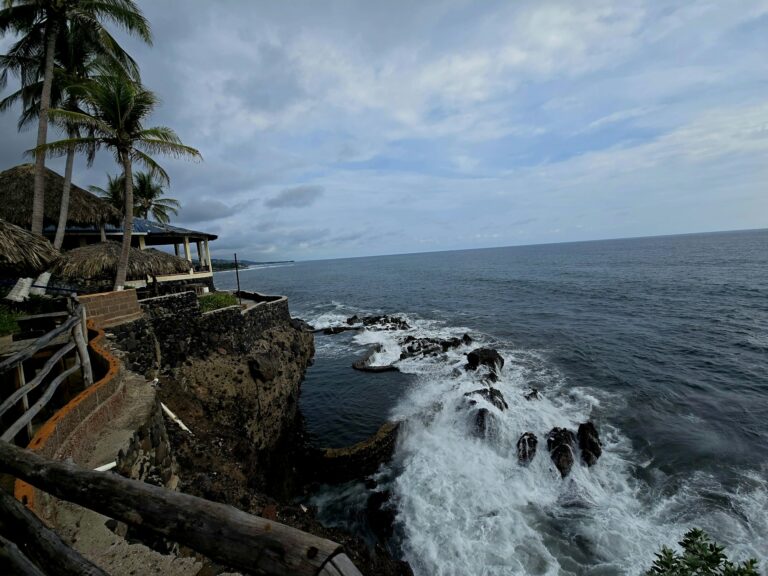 Overview of the surf point el sunzal