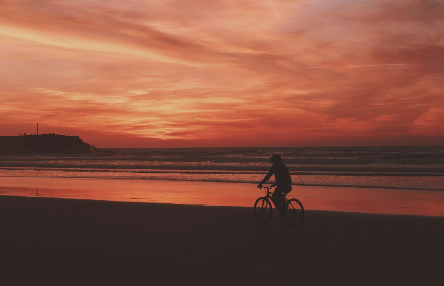 A beautiful sunset alongside the coastline of Asilah.