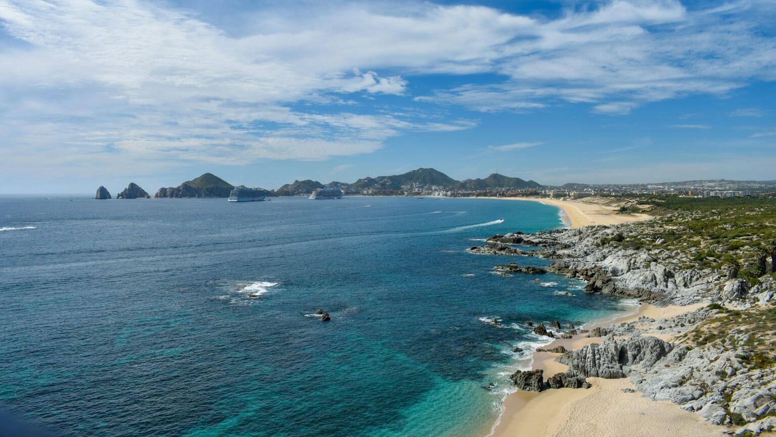 Some of the coastline around Cabo San Lucas and Playa Costa Azul.