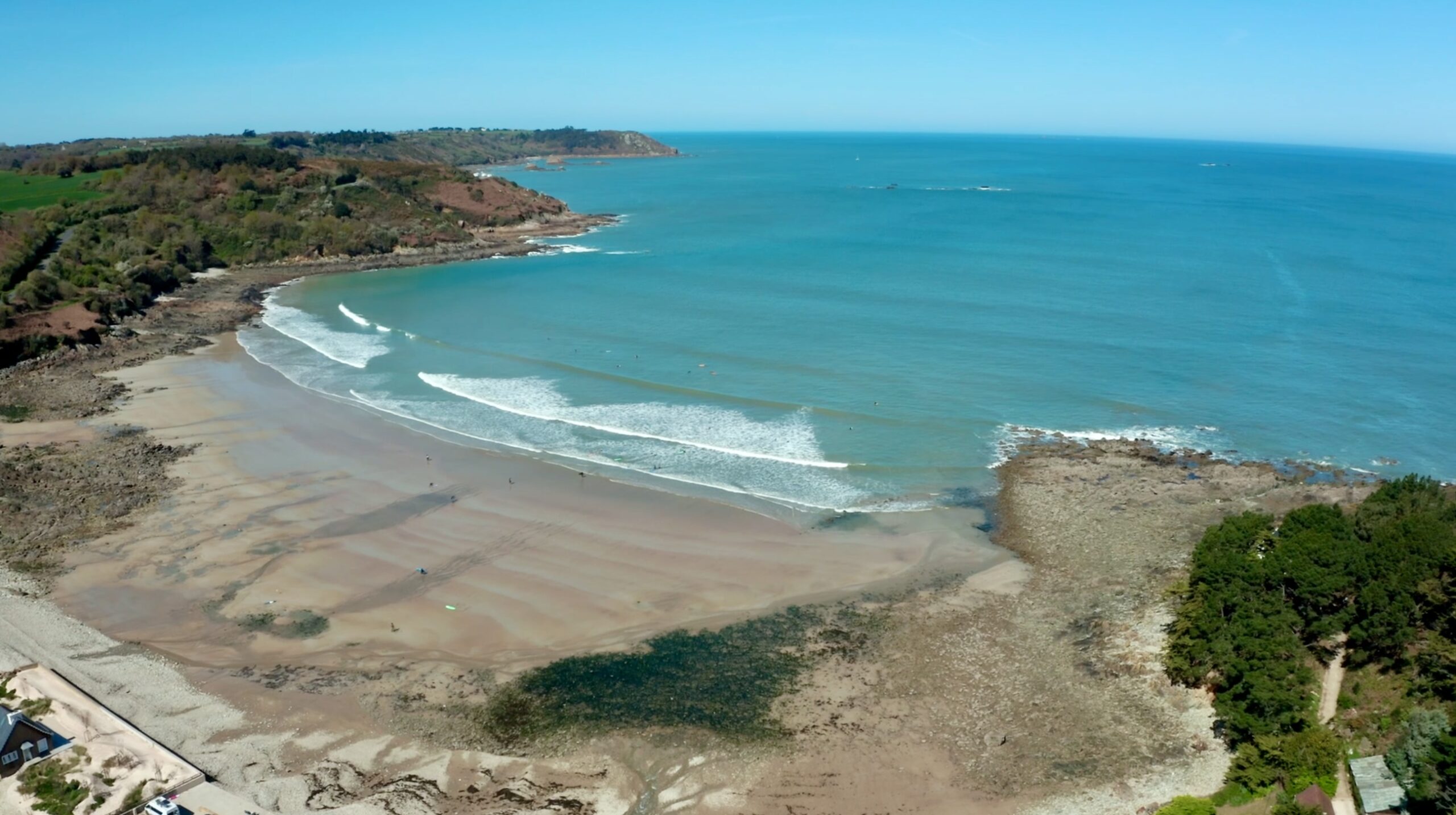 Another stunning angle of some of the scenery around Locquirec. Photo provided by Surfing Locquirec.