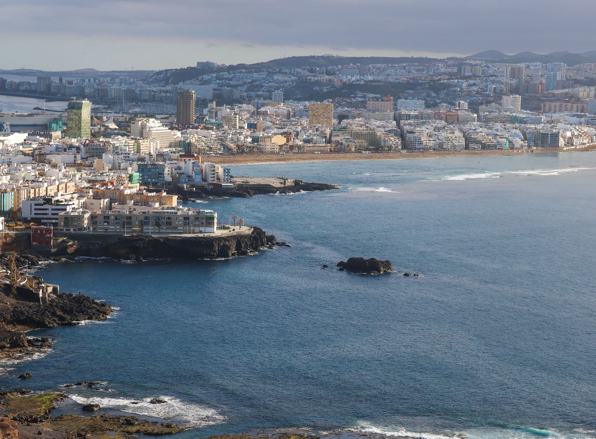 A shot of La Cicer, also known as Playa de las Canteras
