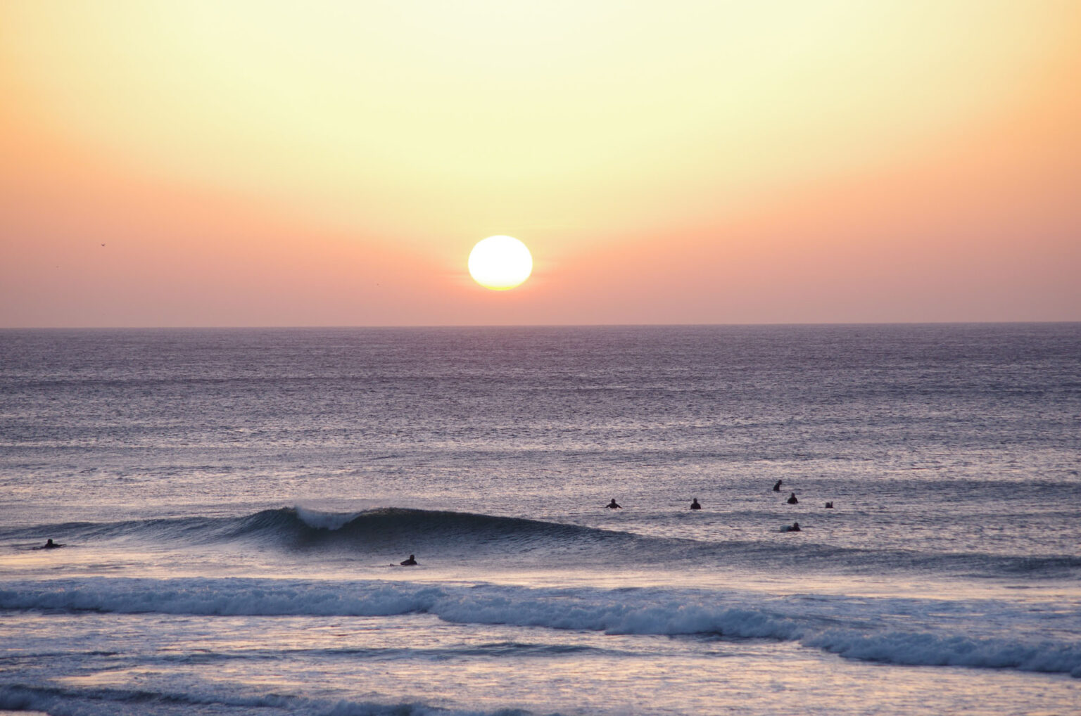 A beautiful sunset breaking over Vale Figueiras. Photo provided by Russo Surf Camp.